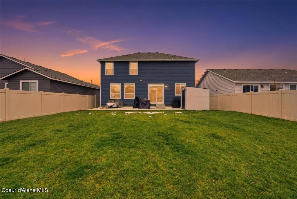 Photo of 1074 Allenby Ave, Post Falls, ID 83854 (MLS # 26-449)