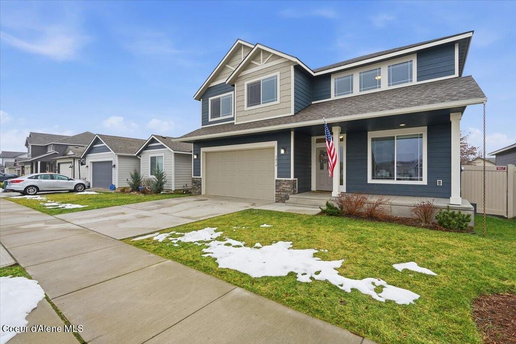 Photo of 1074 Allenby Ave, Post Falls, ID 83854 (MLS # 26-449)