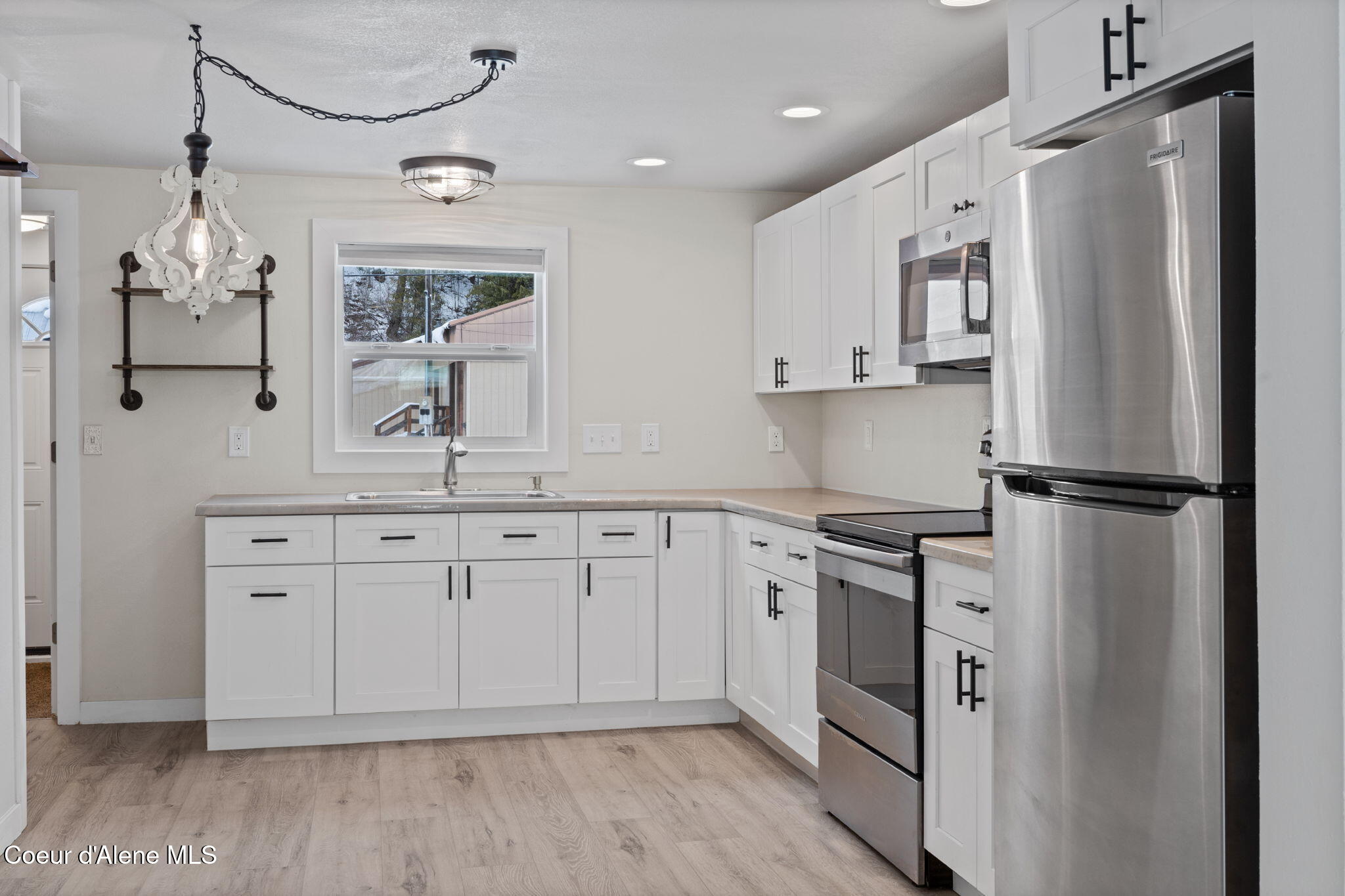 21 Main Ave, Wallace, Idaho image 10