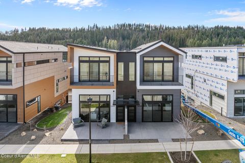Condo For Sale - 2446 Lumber Lane Lane<br/> Coeur d'Alene, ID 83814