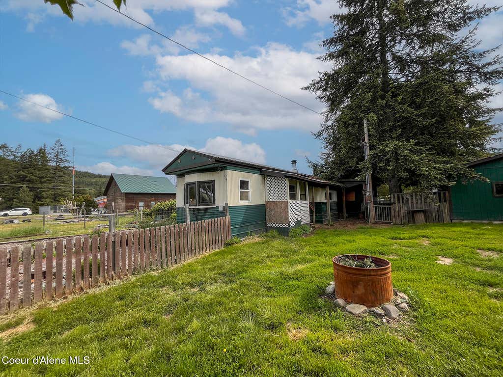 Photo of 109 6th, Clark Fork, ID 83811 (MLS # 26-5866)