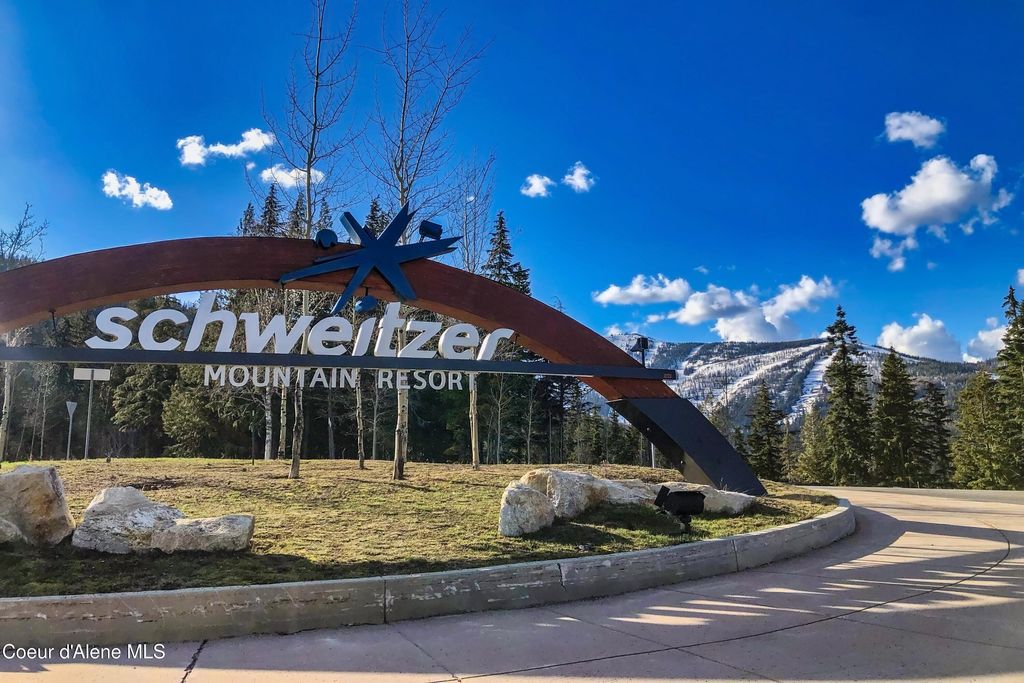 Photo of 16 Hitchcock Dr, Dover, ID 83825 (MLS # 25-11029)