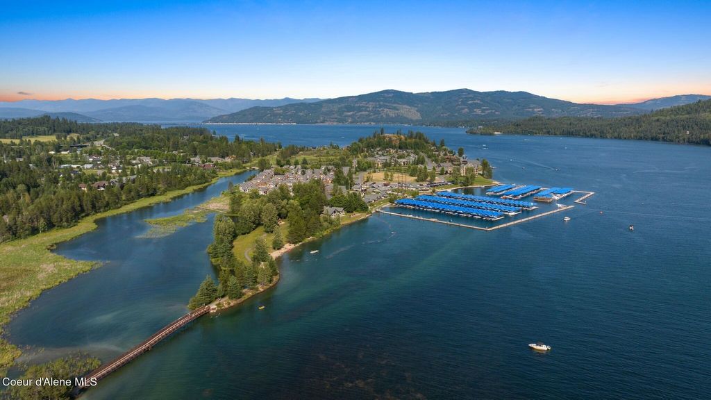 Photo of 16 Hitchcock Dr, Dover, ID 83825 (MLS # 25-11029)