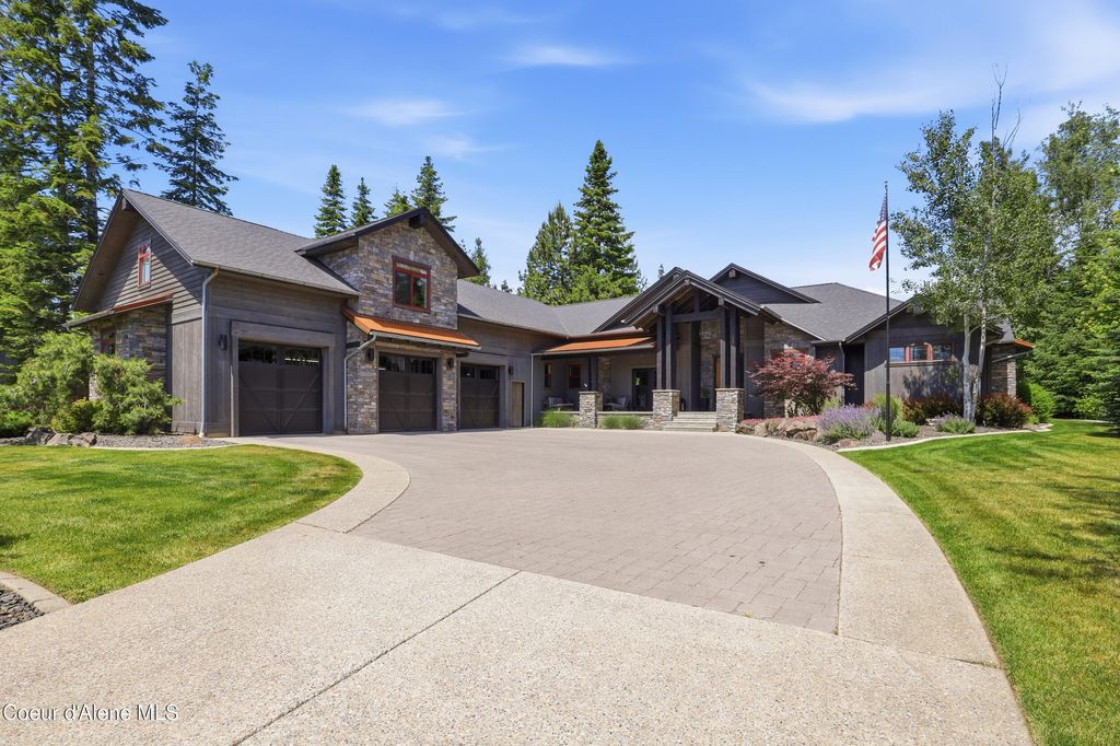 Photo of 2697 Espinazo DR, Coeur dAlene, ID 83814 (MLS # 26-6516)