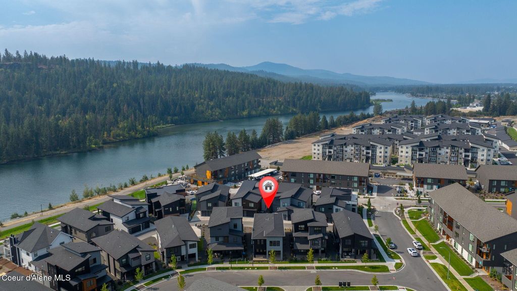 Photo of 3002 LUMBER Ln, Coeur dAlene, ID 83814 (MLS # 25-7674)