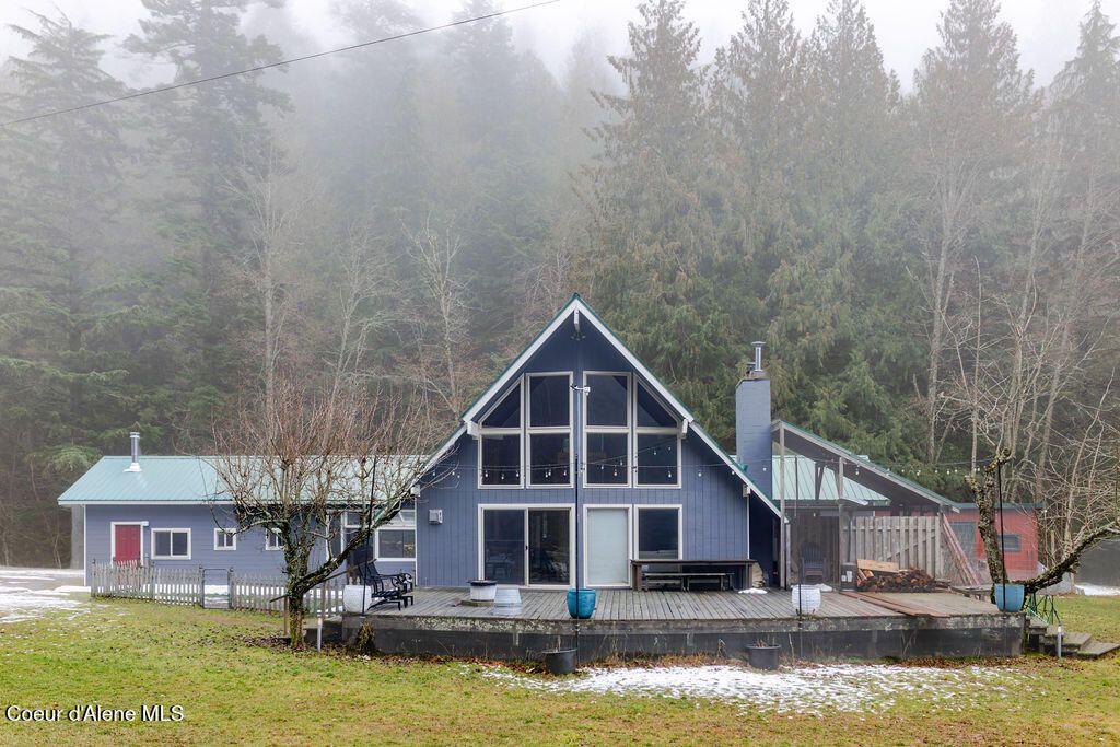 Photo of 900 Trestle Creek Creek, Hope, ID 83836 (MLS # 26-730)