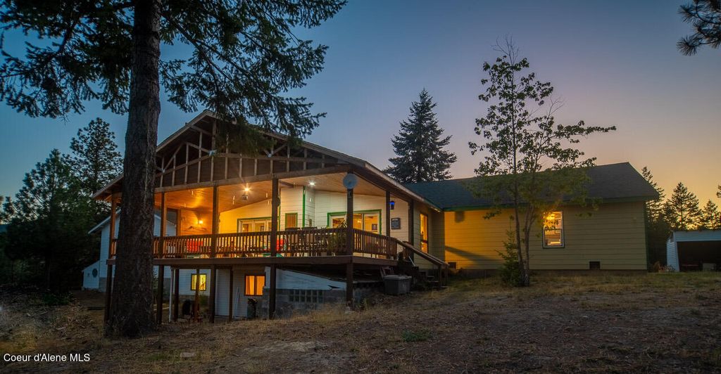 Photo of 1600 Patches, St. Maries, ID 83861 (MLS # 25-1743)