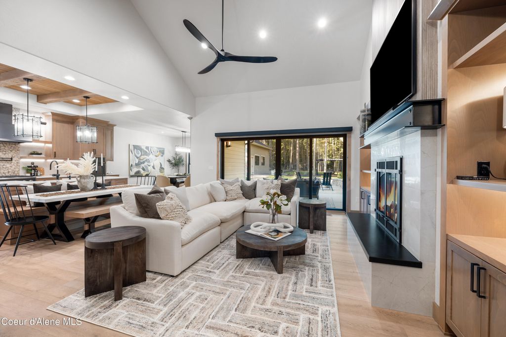 Photo of 15894 CARMEL Way, Post Falls, ID 83854 (MLS # 25-11225)