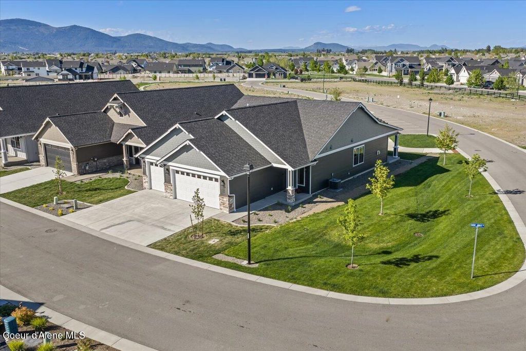 Photo of 4417 Hide Away LN, Coeur dAlene, ID 83815 (MLS # 26-4484)