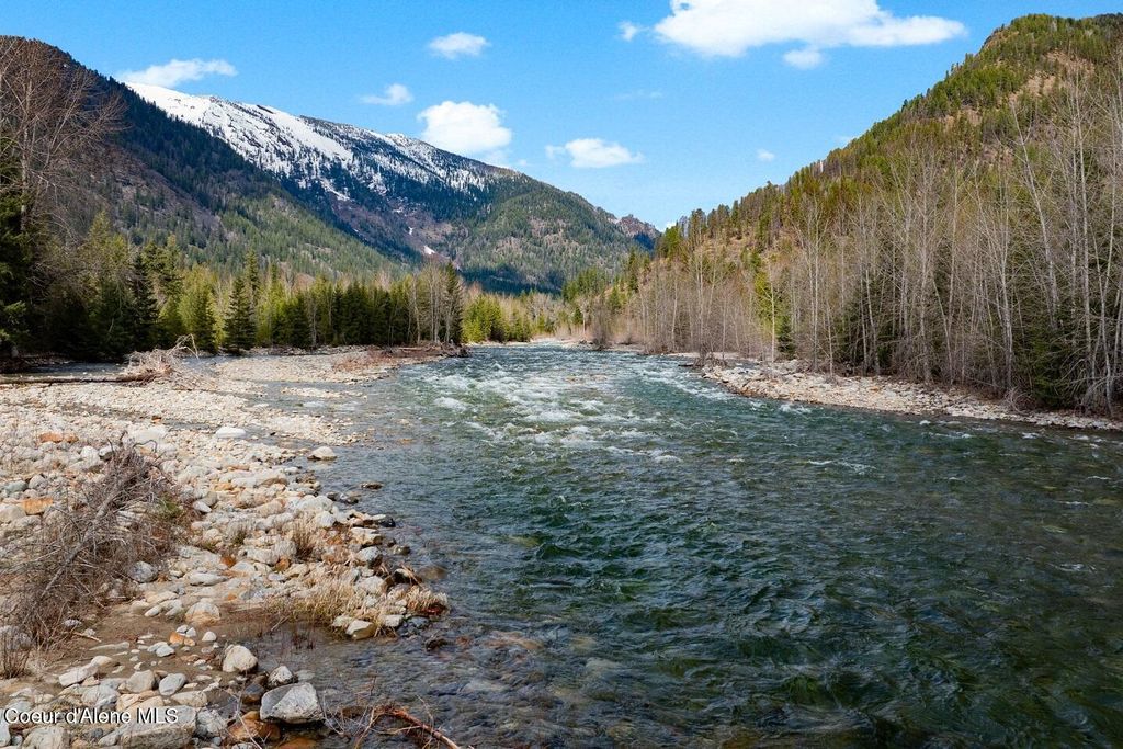 Photo of 123 Mountain View View, Clark Fork, ID 83811 (MLS # 25-11586)