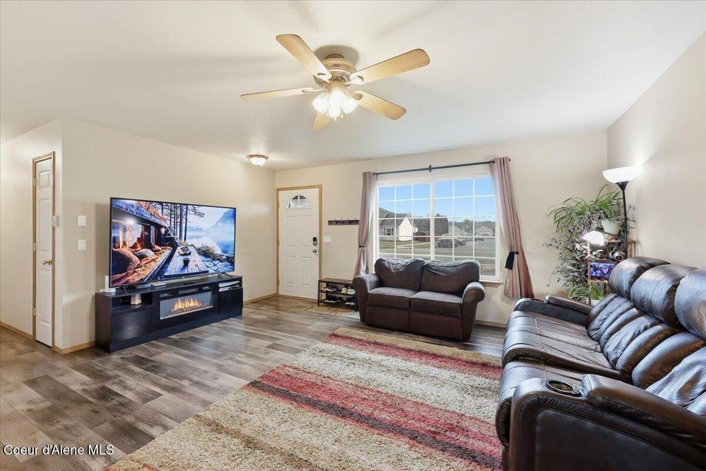 Photo of 6182 LOFTY RIDGE Ridge, Rathdrum, ID 83858 (MLS # 25-11630)