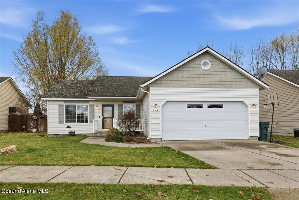 Photo of 6182 LOFTY RIDGE Ridge, Rathdrum, ID 83858 (MLS # 25-11630)