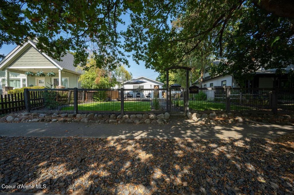 Photo of 1219 Coeur D Alene AVE, Coeur dAlene, ID 83814 (MLS # 26-4660)