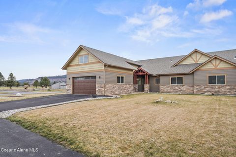 Townhouse For Sale - 10 Bellflower Ct<br/> Blanchard, ID 83804