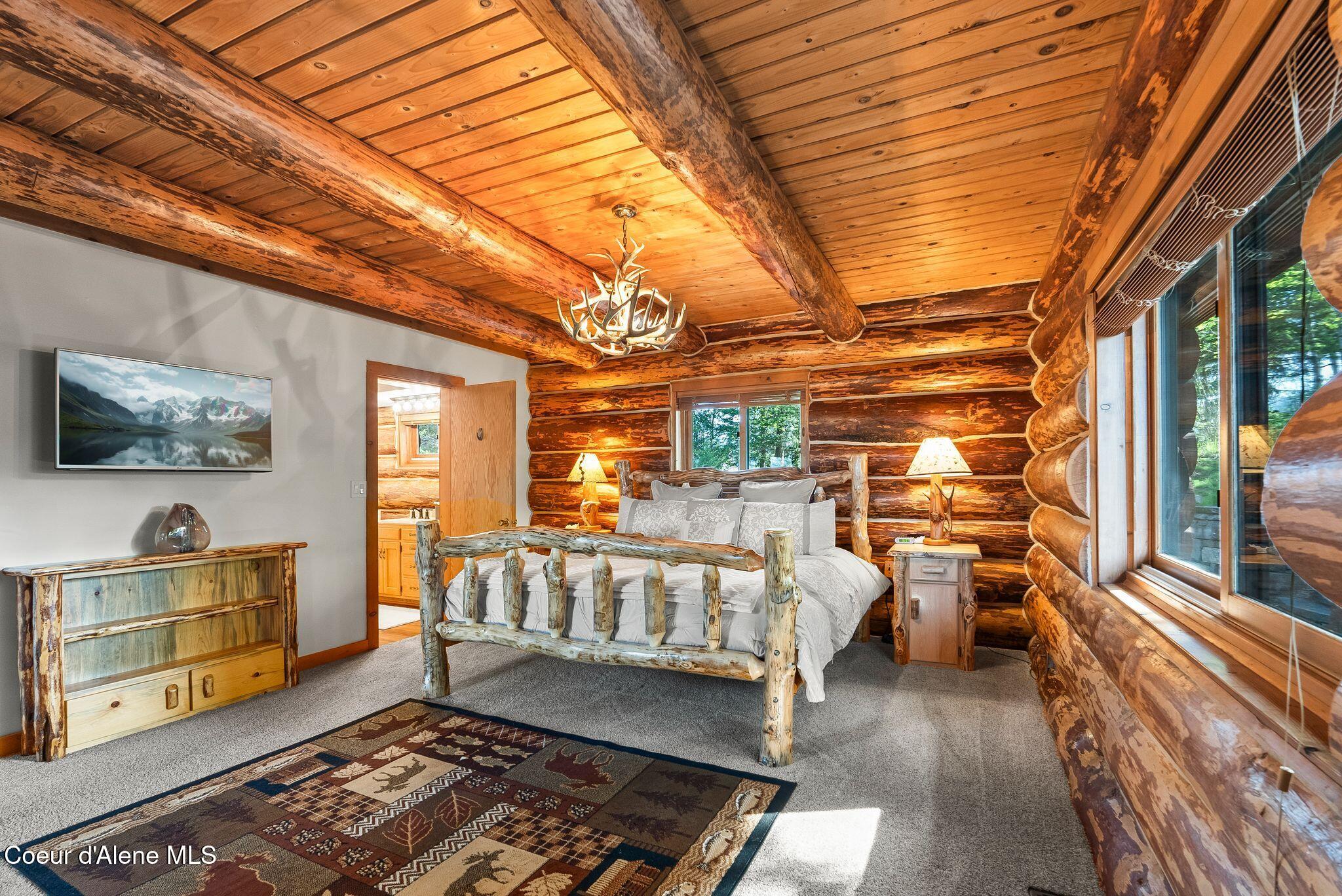 235 Larkin Ln, Sandpoint, Alaska image 9
