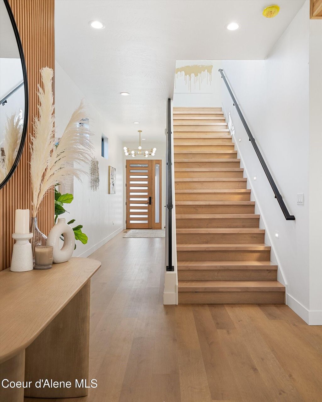 Photo of 415 18th St, Coeur dAlene, ID 83814 (MLS # 26-3514)