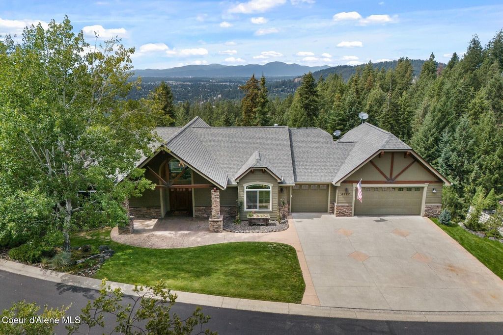 Photo of 3517 Falcon Ridge Ridge, Coeur dAlene, ID 83814 (MLS # 25-8224)