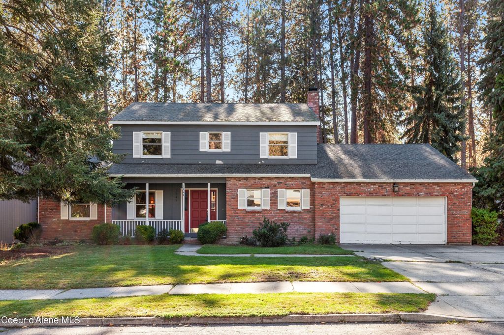 Photo of 3949 FAIRWAY Dr, Coeur dAlene, ID 83815 (MLS # 25-10364)
