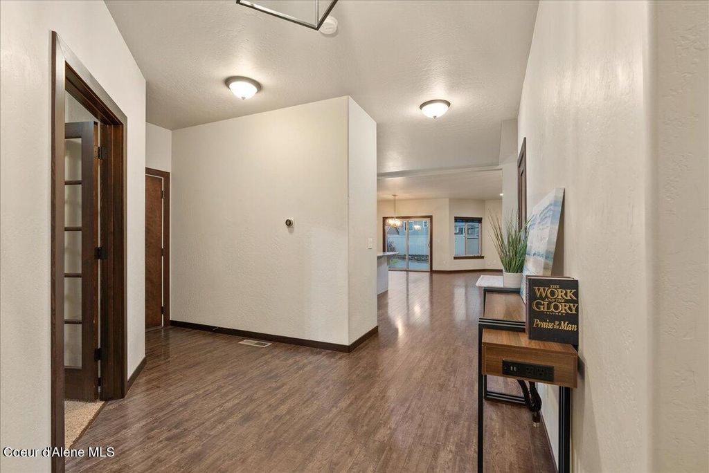 Photo of 2752 SORBONNE Dr, Coeur dAlene, ID 83815 (MLS # 25-10861)