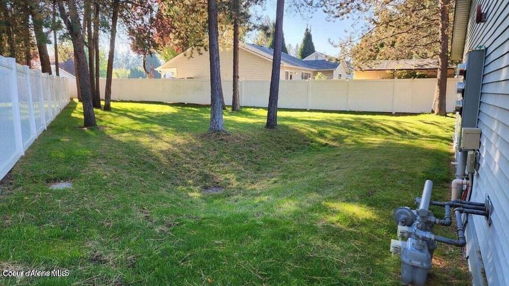 Photo of 3805 N Honeysuckle Dr, Coeur dAlene, ID 83815 (MLS # 24-7225)