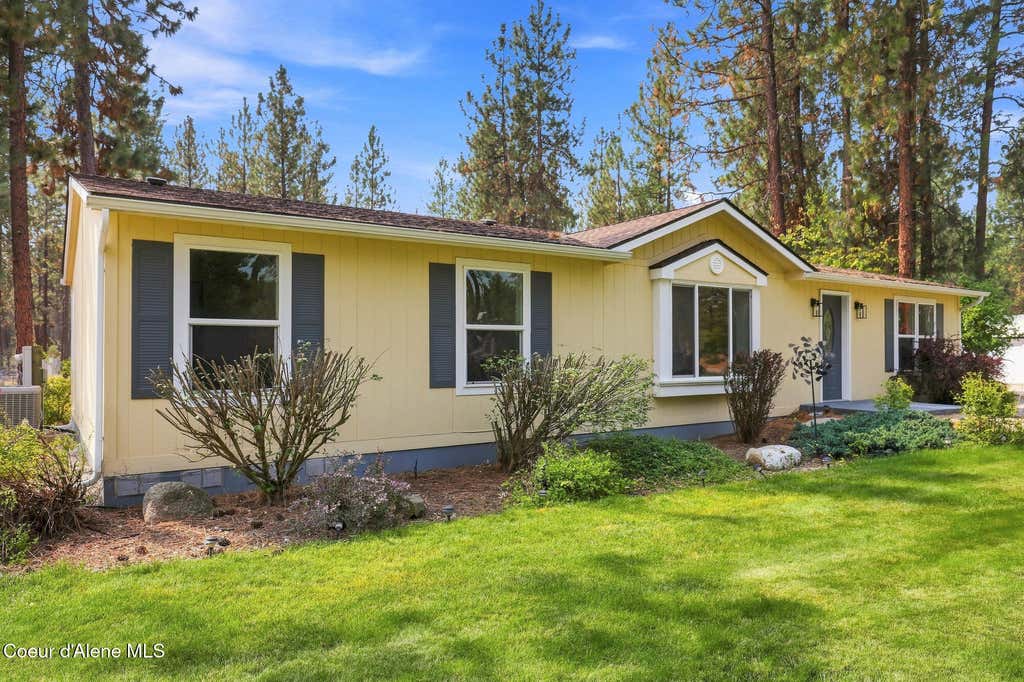 Photo of 6275 WA-291 #K, Nine Mile, WA 99026 (MLS # 26-8339)