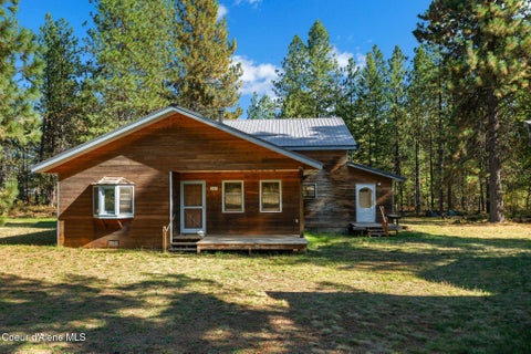 Homes For Sale - 396 Schweitzer Mountain Mountain<br/> Sandpoint, ID 83864