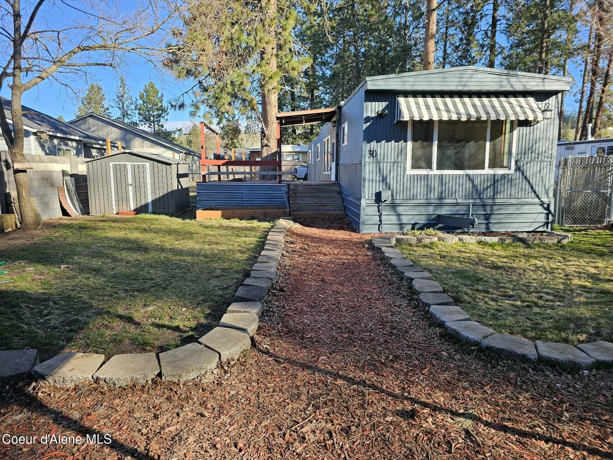 4301 Maplewood 30