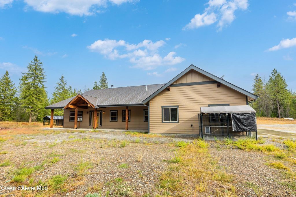 Photo of 1829 Smoke Tree Ave, Athol, ID 83801 (MLS # 26-150)