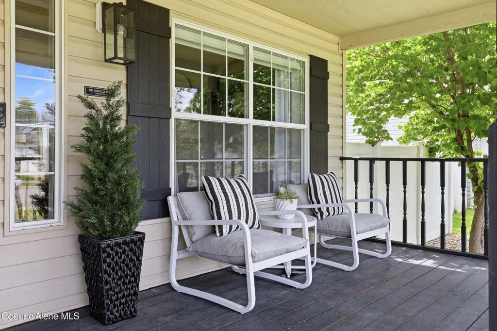 Photo of 1202 Bentwood LOOP, Coeur dAlene, ID 83815 (MLS # 26-6151)