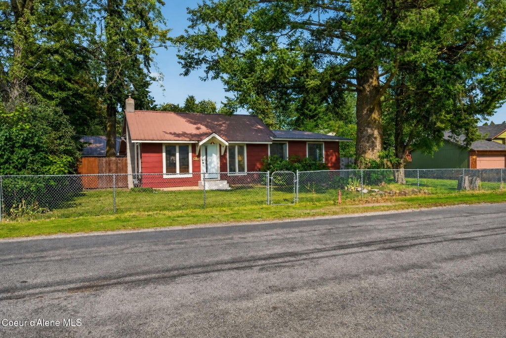 Photo of 615 Miles, Hayden, ID 83835 (MLS # 26-9879)