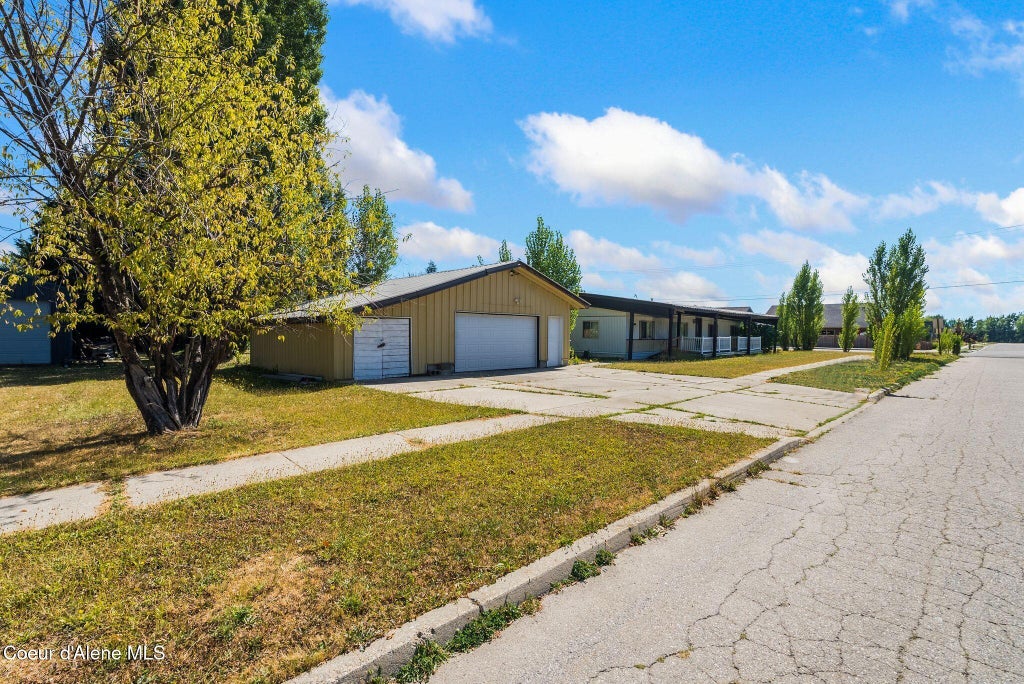 Photo of 2206 Aspen WAY, Sandpoint, ID 83864 (MLS # 26-10399)