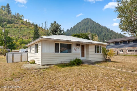 Photo of 115 Fir, Osburn, ID 83849 (MLS # 26-8049)
