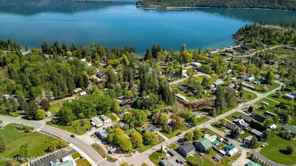 Photo of 211 4th st St, Dover, ID 83825 (MLS # 26-212)