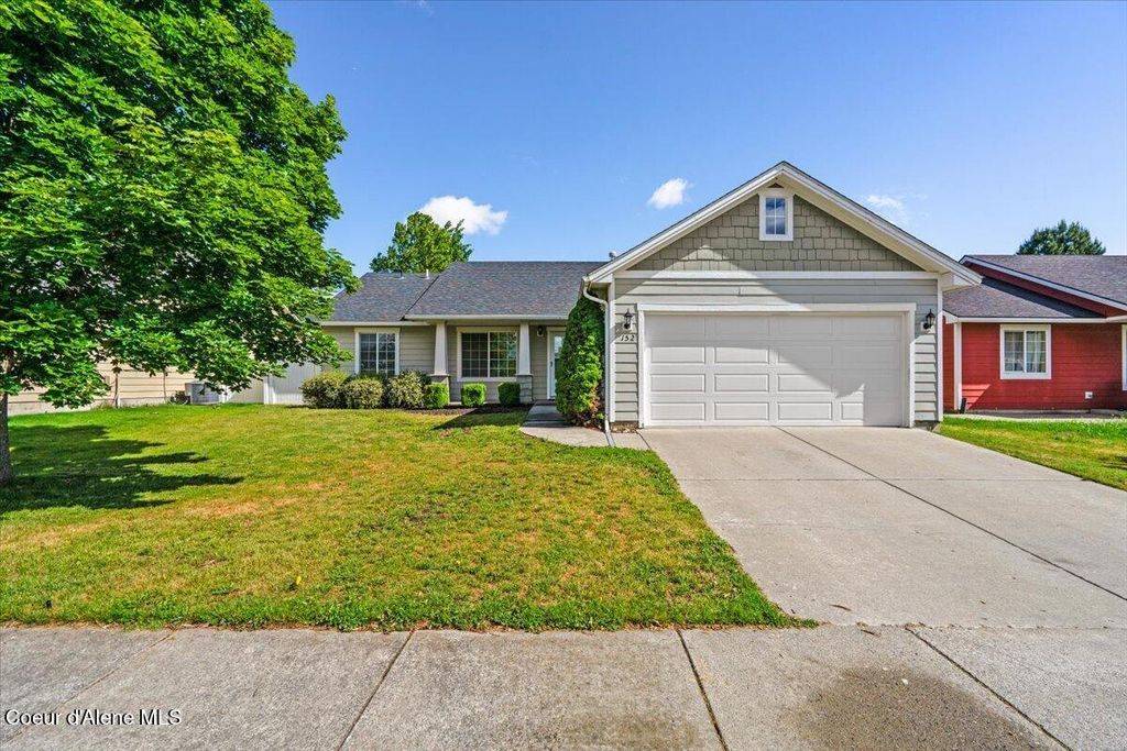 Photo of 152 Silkwood DR, Post Falls, ID 83854 (MLS # 26-5735)