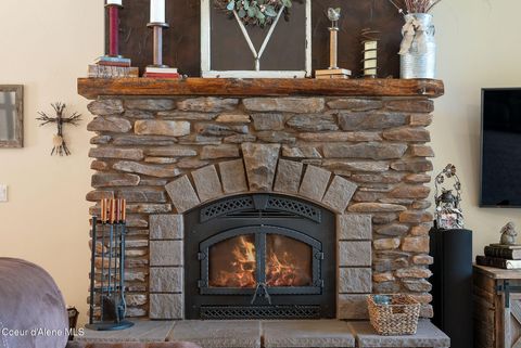 Photo of 17378 FREDDI Rd, Rathdrum, ID 83858 (MLS # 25-11007)