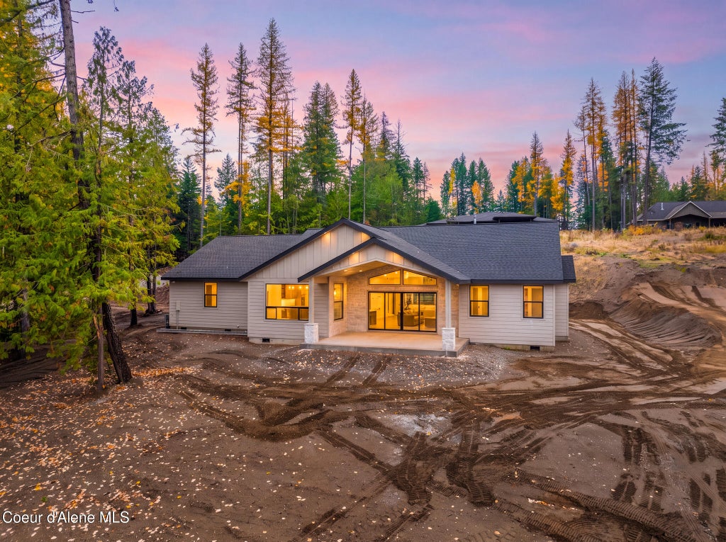Photo of 238 Willow Bay Rd, Priest River, ID 83856 (MLS # 26-10650)