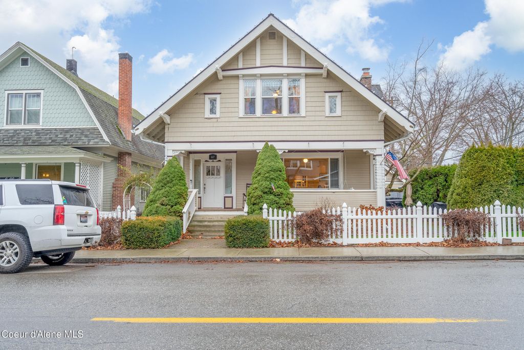 Photo of 607 7th, Coeur dAlene, ID 83814 (MLS # 26-245)