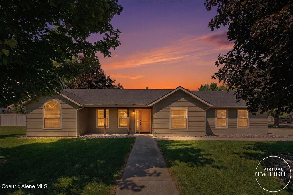 Photo of 697 Honeysuckle AVE, Hayden, ID 83835 (MLS # 26-7380)