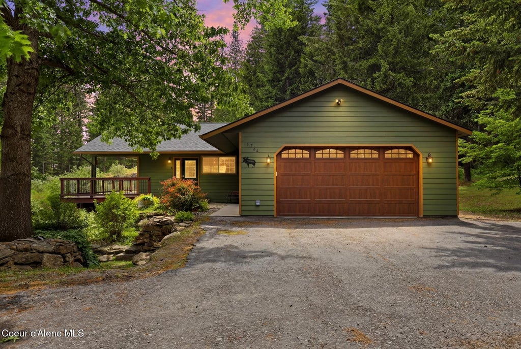 Photo of 8766 Barrett DR, Rathdrum, ID 83858 (MLS # 26-6496)