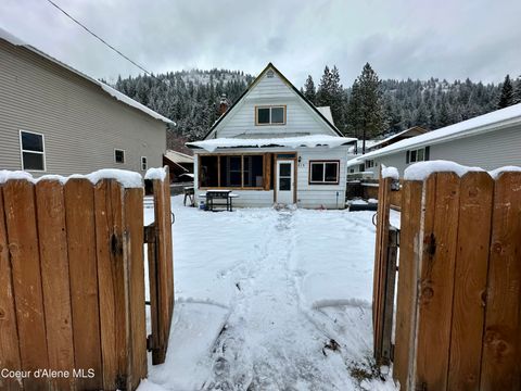 Photo of 615 Earle, Mullan, ID 83846 (MLS # 25-11388)