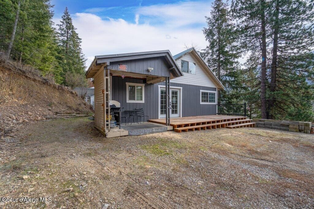 Photo of 411 Pine, Mullan, ID 83846 (MLS # 25-10919)