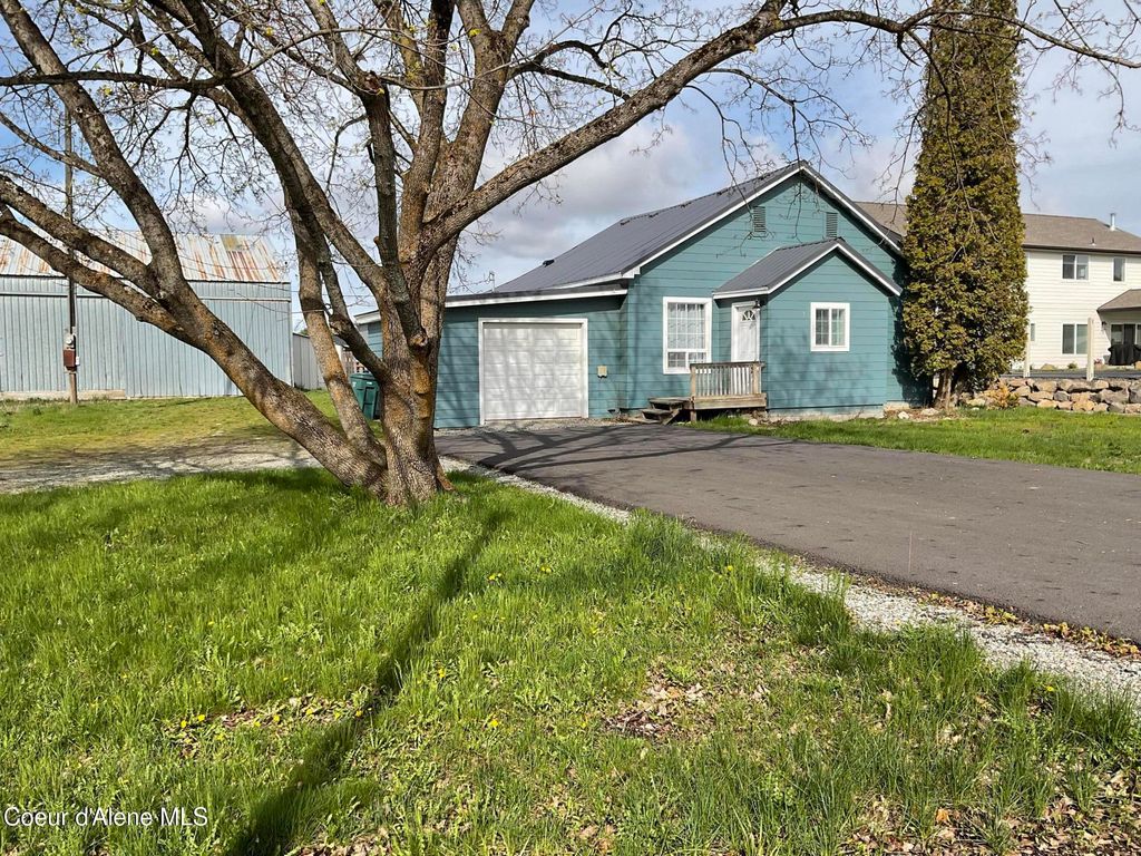 Photo of 3721 Chase Rd, Post Falls, ID 83854 (MLS # 26-3549)