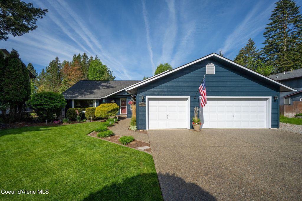 Photo of 8417 Stonehaven DR, Hayden, ID 83835 (MLS # 26-4914)