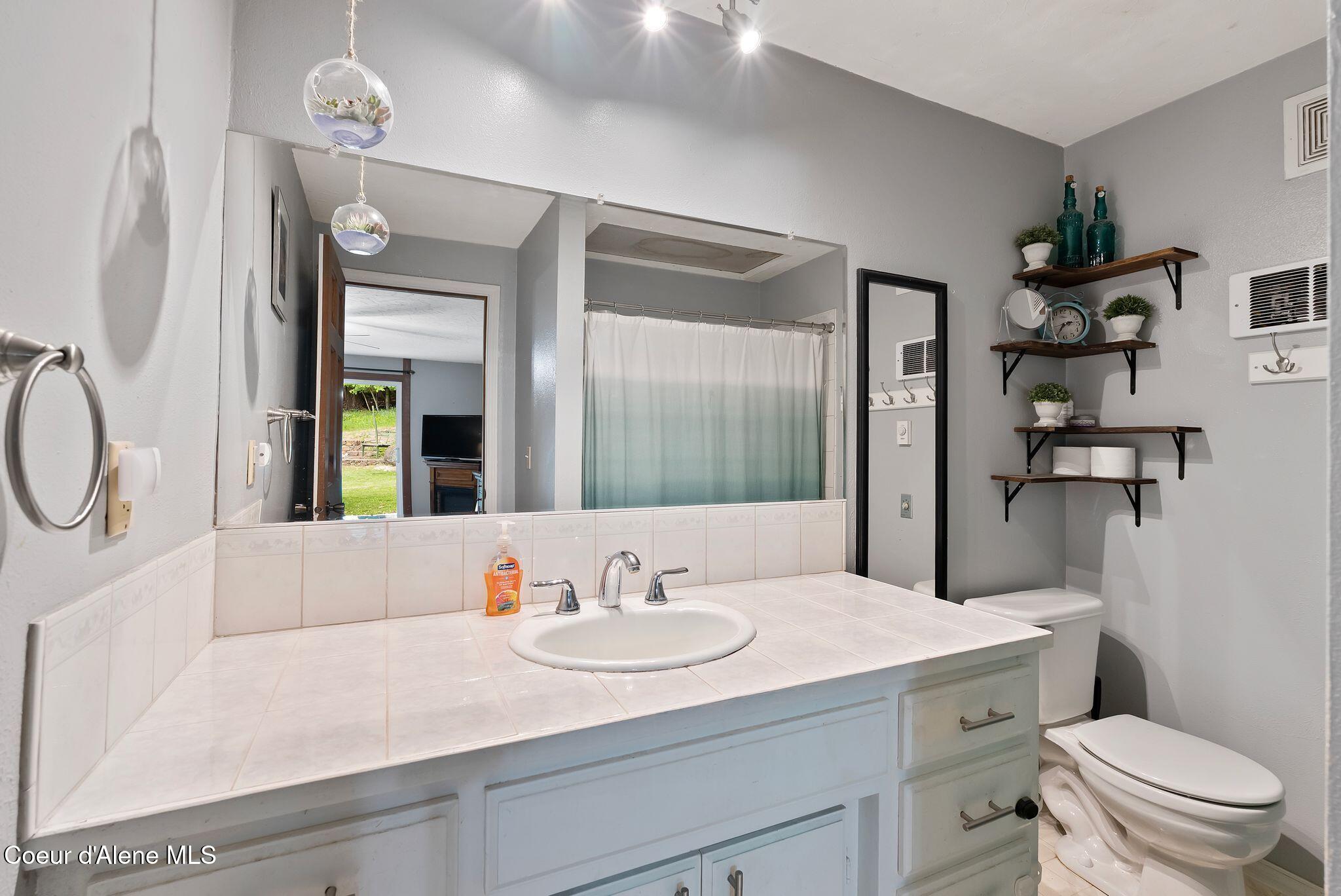 272 S Hidden Springs Rd, Sandpoint, Alaska image 31