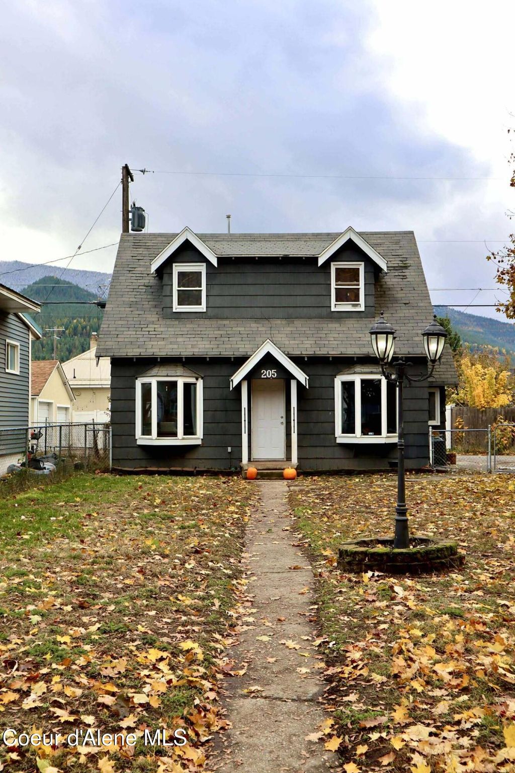 Photo of 205 Mission Ave, Kellogg, ID 83837 (MLS # 25-10661)