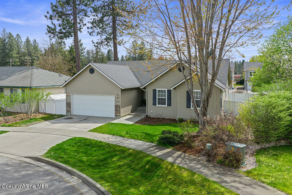 1276 Sycamore