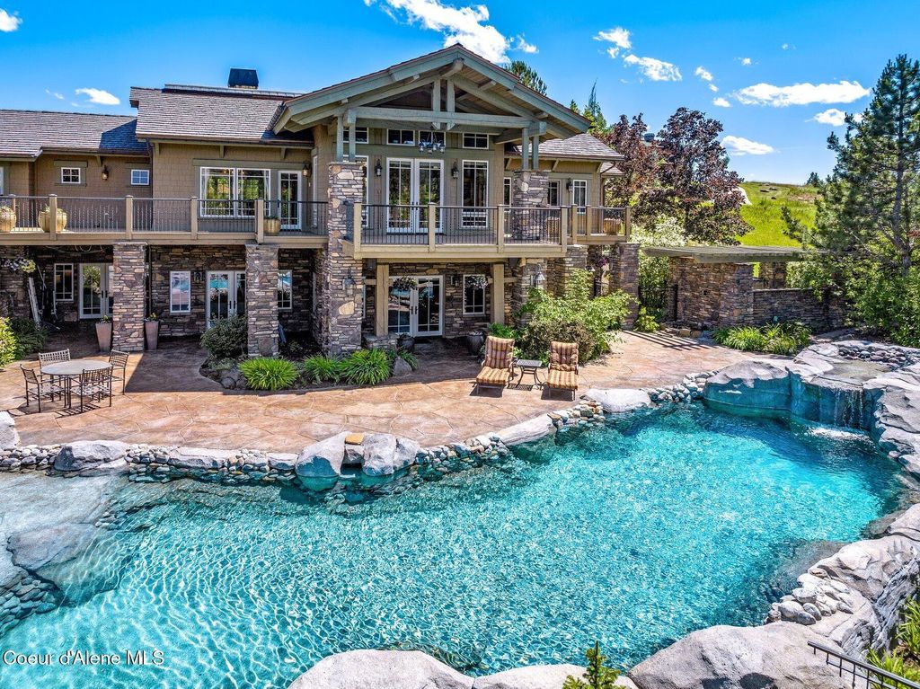 Photo of 16917 BASALT Dr, Coeur dAlene, ID 83814 (MLS # 25-3322)