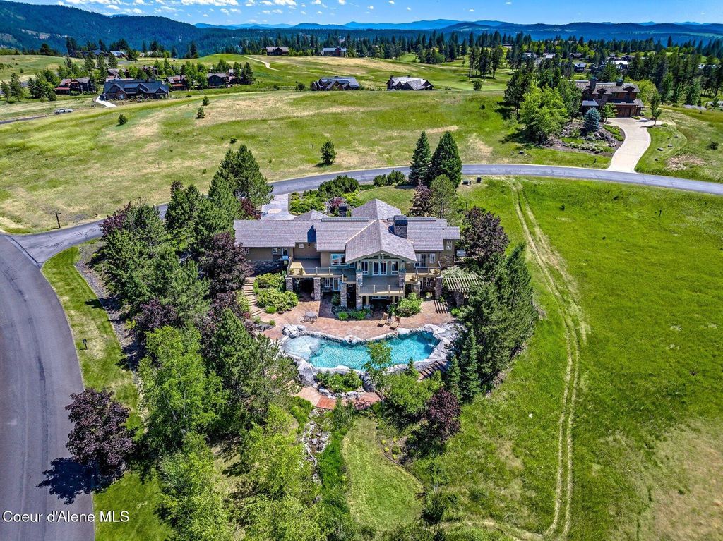 Photo of 16917 BASALT Dr, Coeur dAlene, ID 83814 (MLS # 25-3322)