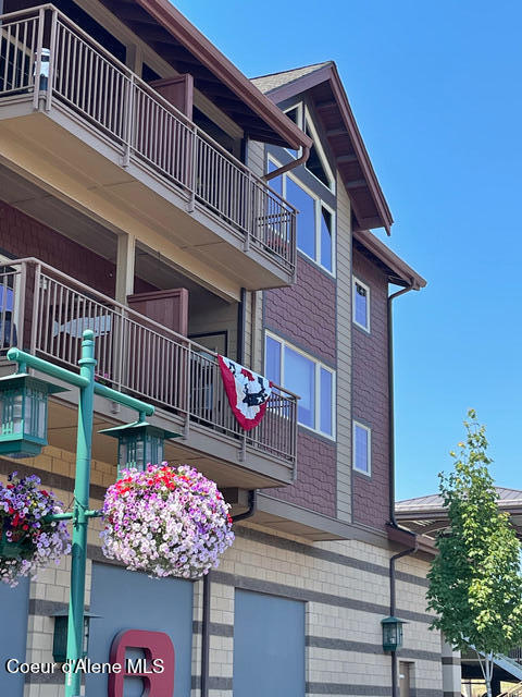 2051 Main Street #302