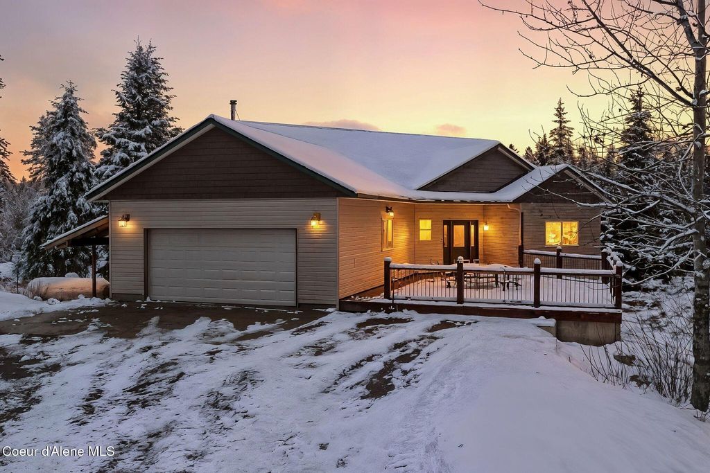 Photo of 162 Cedar View Estates Estates, Blanchard, ID 83804 (MLS # 25-11356)